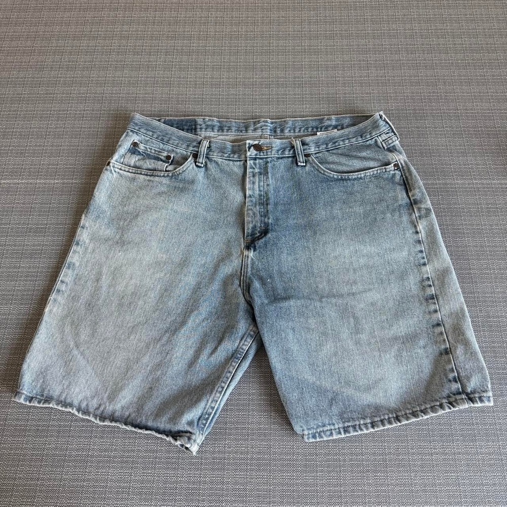 Wrangler blue denim shorts mens Size 40